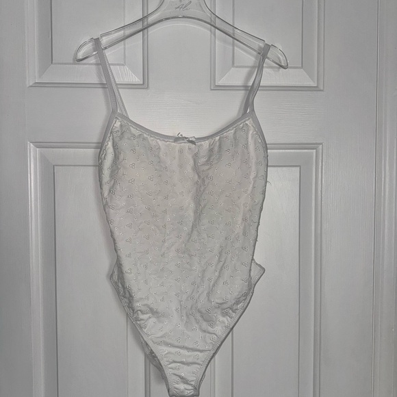 Dippin' Daisy's White eyelet one piece - Picture 1 of 3